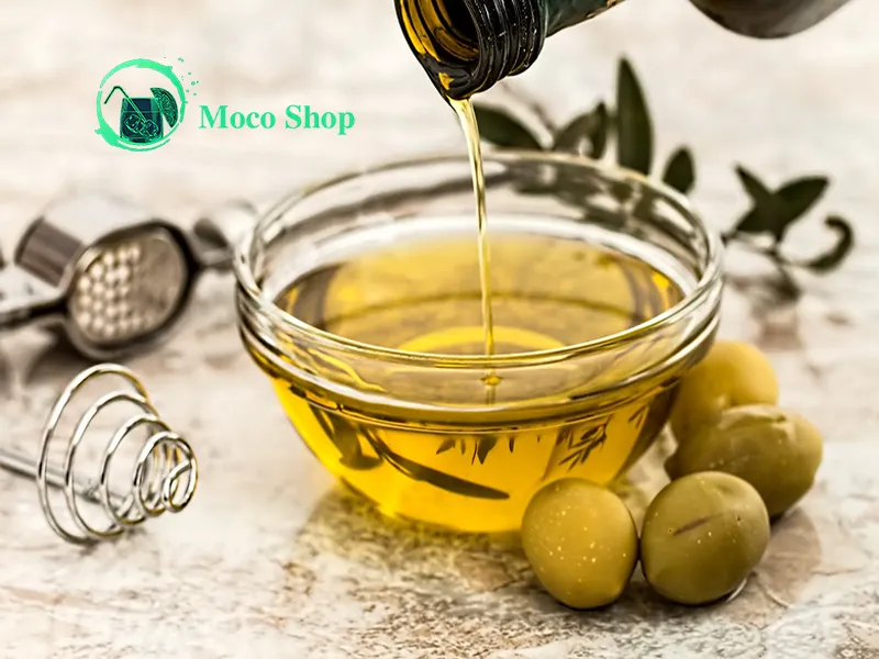 آب زیتون خانگی: طعم اصیل و دلچسب مدیترانه در سفره شما!