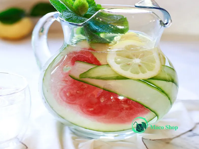 دستور تهیه آب سمزدا با خیار و لیمو