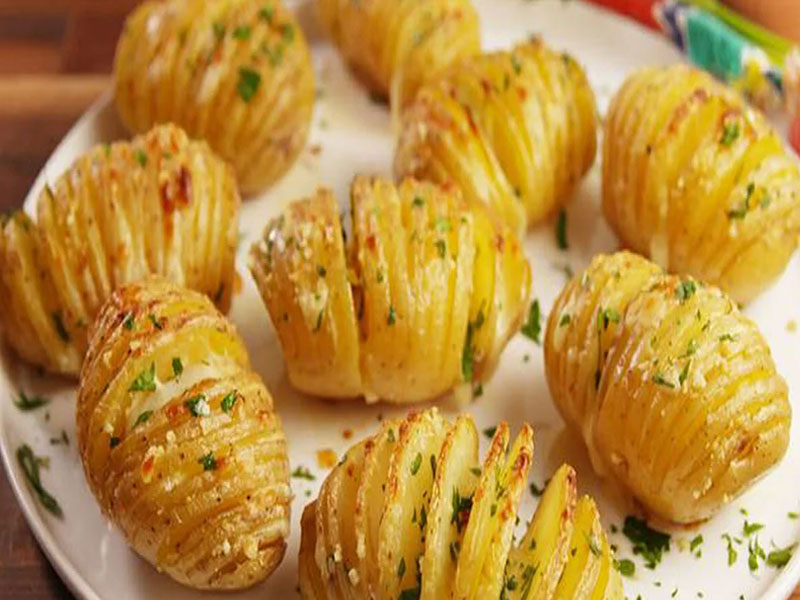 طرز تهیه سیب زمینی تنوری شکم پر